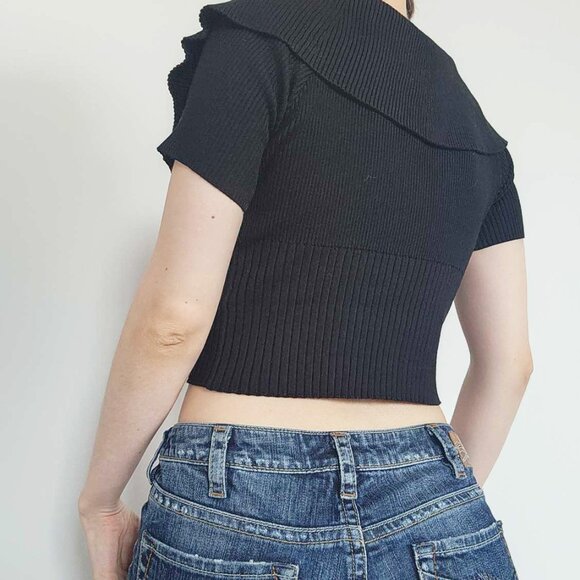 Japanese Gothic black zip-up top with big bat collar - Picture 3 of 9